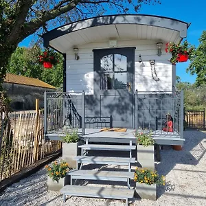  Villa Cerisier Climatisée, à La Campagne