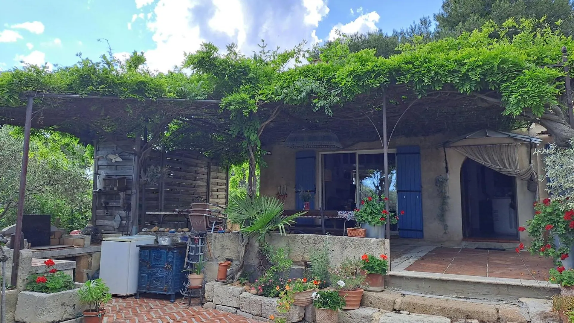 Villa Provencale Arles France